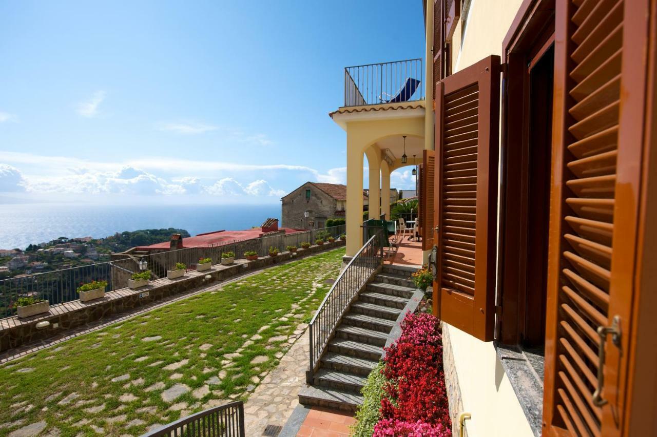 Appartamento Anna In Villa Laura Scala Exteriér fotografie